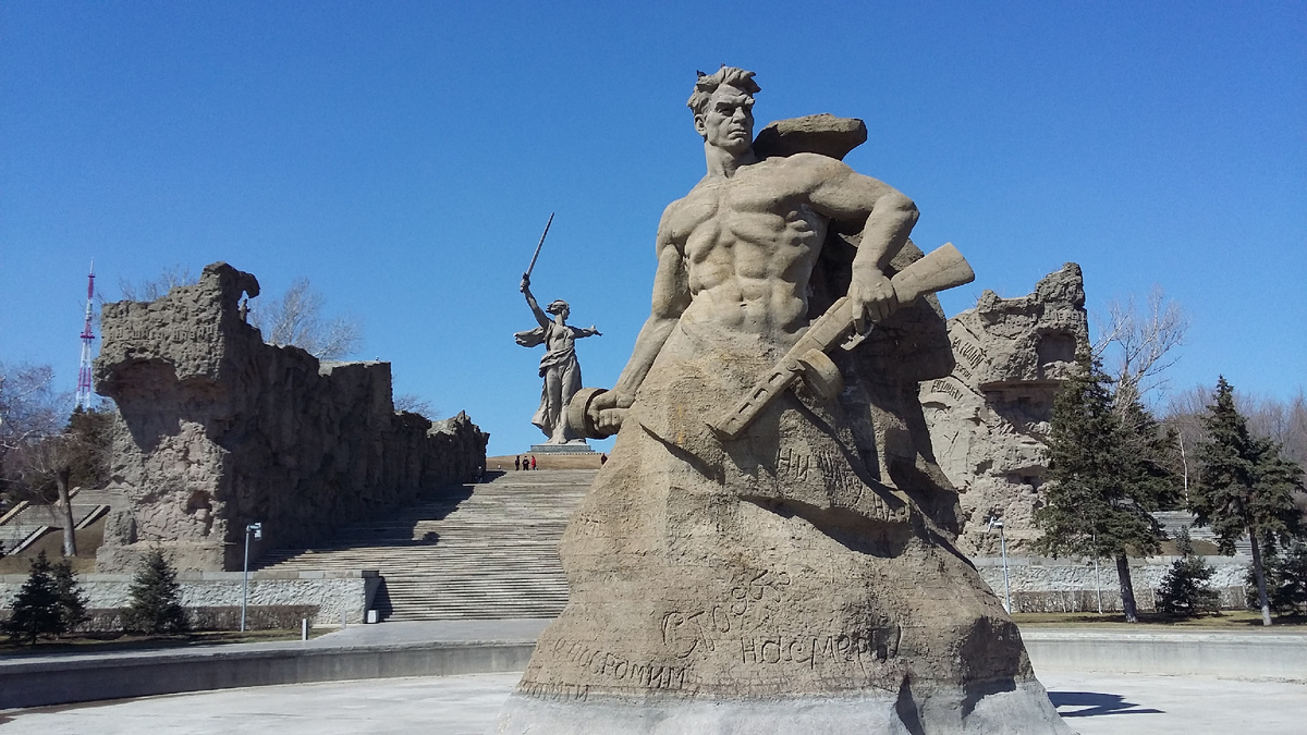 На Мамаевом кургане, Волгоград