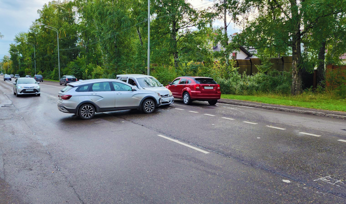 Источник: Яндекс картинки. Дтп с двумя пострадавшими