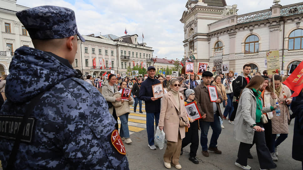 Около 600 сотрудников Росгвардии обеспечивали безопасность на 9 Мая в Татарстане.📷Фото: Пресс-служба Управления Росгвардии по Республике Татарстан