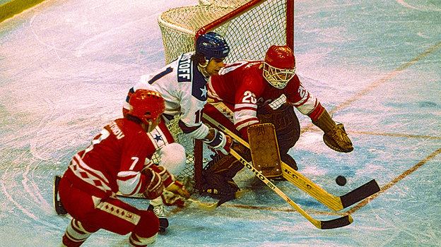 Владислав Третьяк защищает ворота сборной СССР на Олимпиаде-80.
Фото Global Look Press