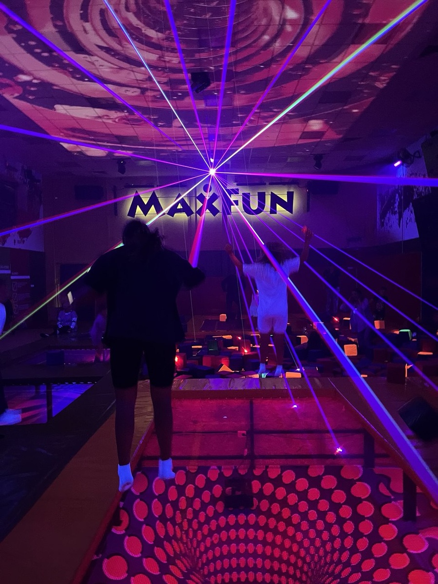 Услуга оказывается за дополнительную плату, подробнее узнать можно у администраторов.