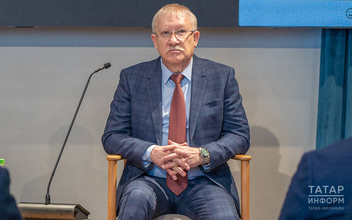 Олег Морозов: «То, что принято называть перестройкой, таковой вовсе не было. Стройка предполагает как минимум план и проект, цель и результат. Ничего этого не было»Фото: © Владимир Васильев / «Татар-информ»