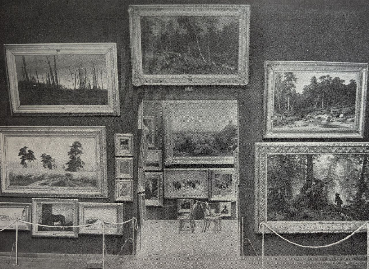 Фотография 4 зала Третьяковской галереи в 1898 г. Произведения Шишкиина