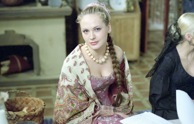 Анна Горшкова в сериале «Бедная Настя», 2003-2004