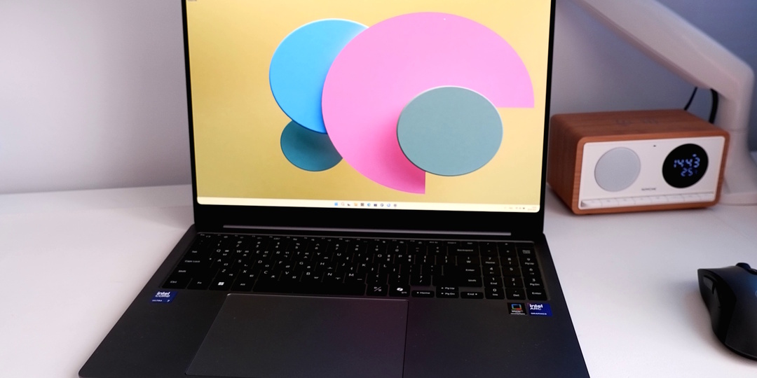 Лучший «Macbook на Windows»: обзор Samsung Galaxy Book5 Pro с Core Ultra 7 255H