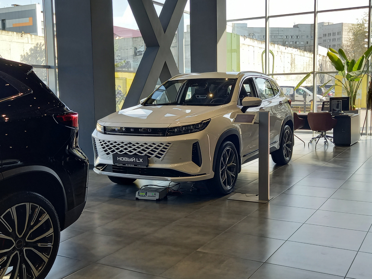 При благоприятном стечении обстоятельств в России продадут за год 1,4 млн новых легковых авто.