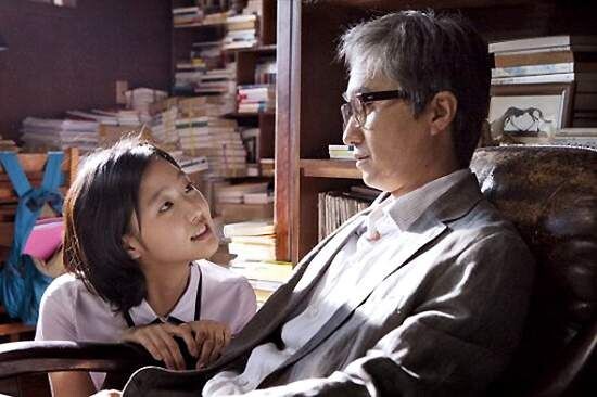 Актеру было 35, но он мастерски сыграл роль 70-летнего старика, показав его чувства и переживания