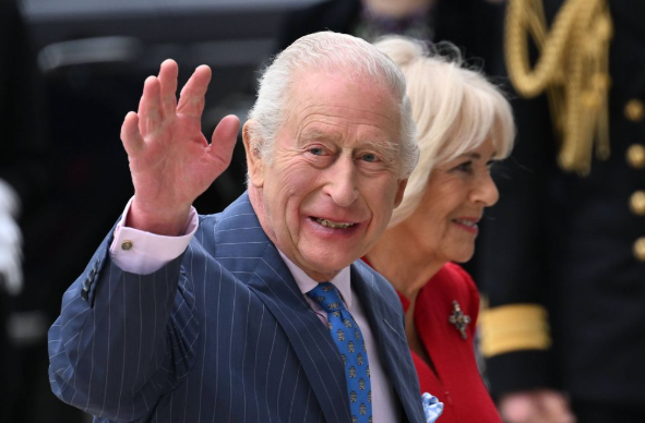 «Серьёзные изменения» в языке тела короля Карла на фоне переживаний из-за принца Арчи