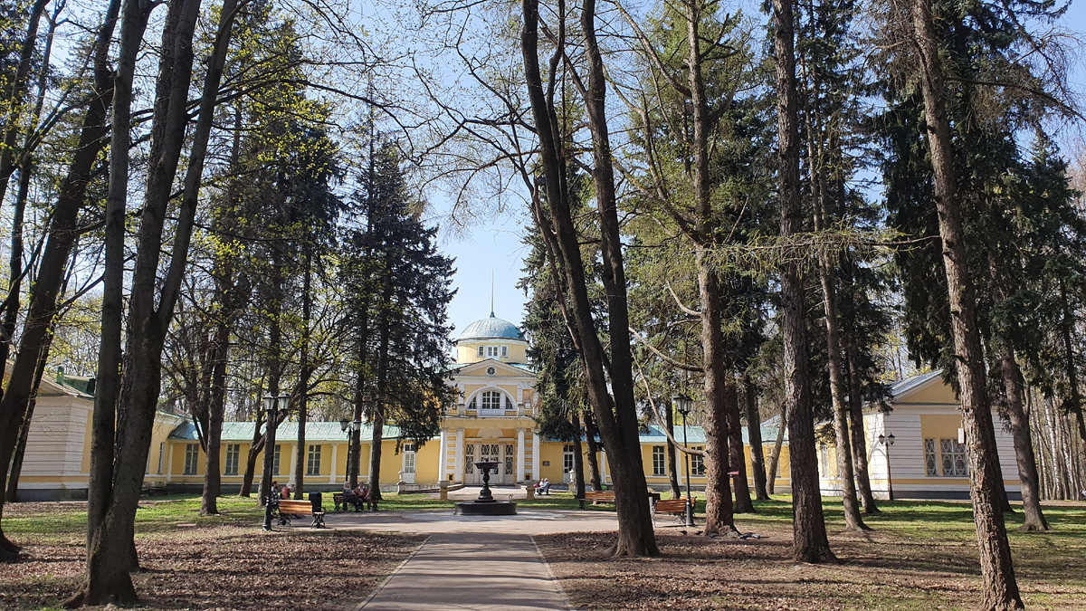 Фото усадьбы "Братцево" на Северо-Западе Москвы