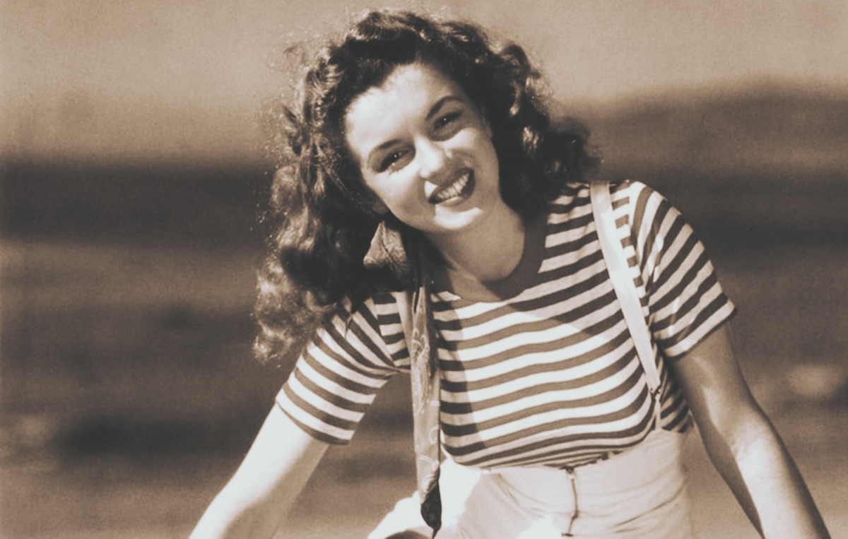 Монро от рождения была брюнеткой