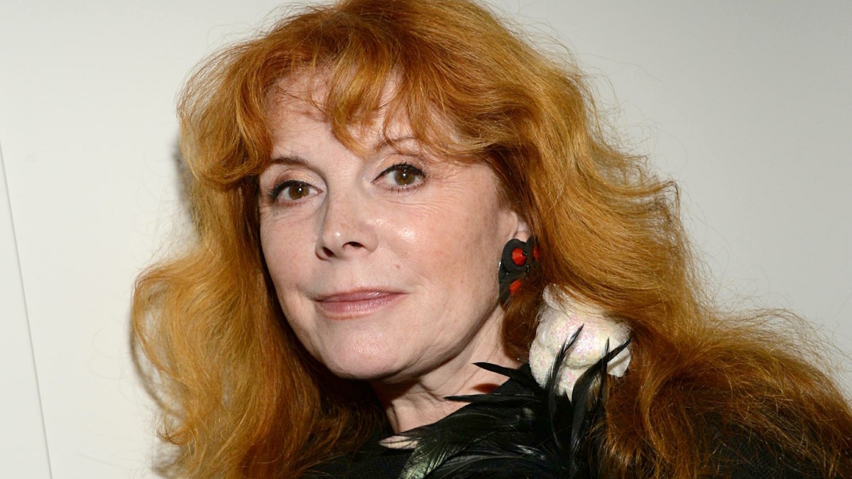    Клара Новикова