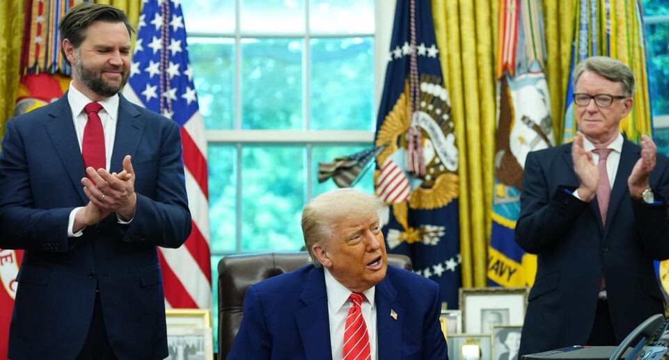    Bonnie Cash - Pool via CNP / www.globallookpress.com