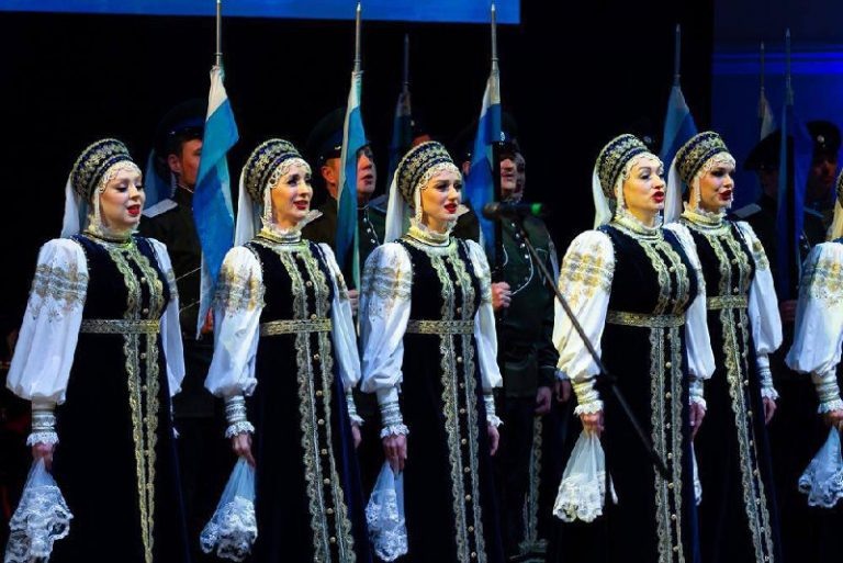    Оренбургский народный хор поехал на фестиваль в Москву Мария Чалкина