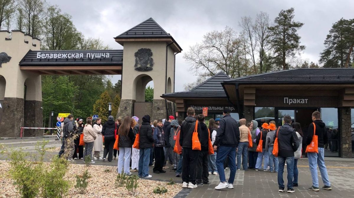    Нижегородские школьники продолжают открывать для себя Беларусь и местную культуру