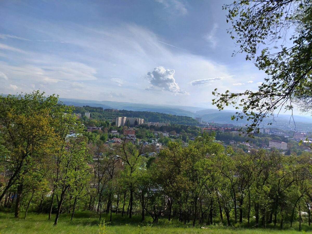 Вид на Кисловодск с Башкирского круга. 