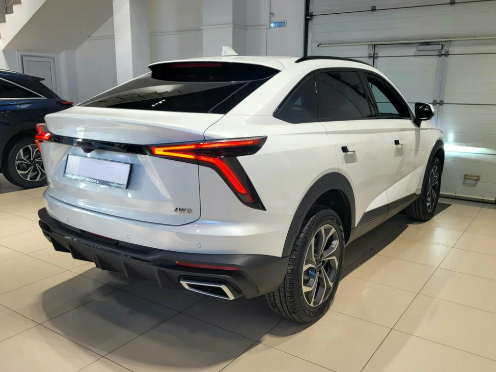 Новый кросс-купе российского производства подешевел до старта продаж. Источник иллюстрации - auto.ru