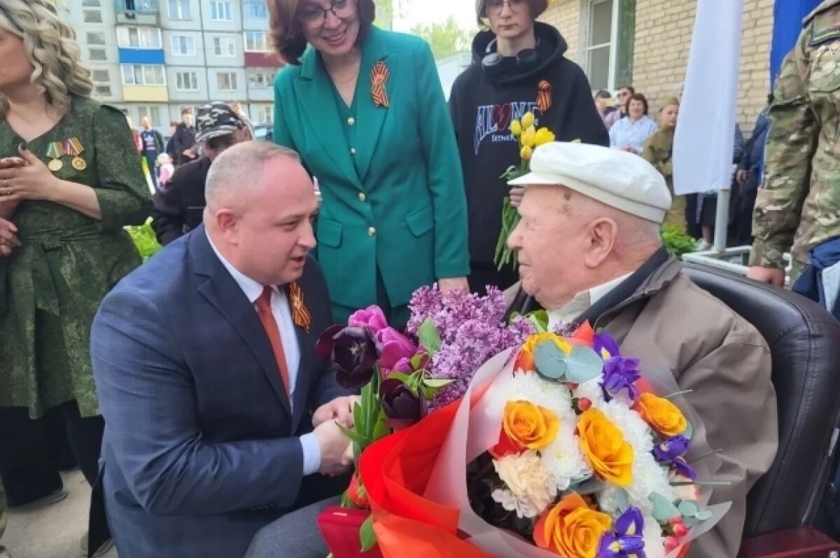    В Тамбове трём ветеранам вручили знаки «Почётный гражданин города»