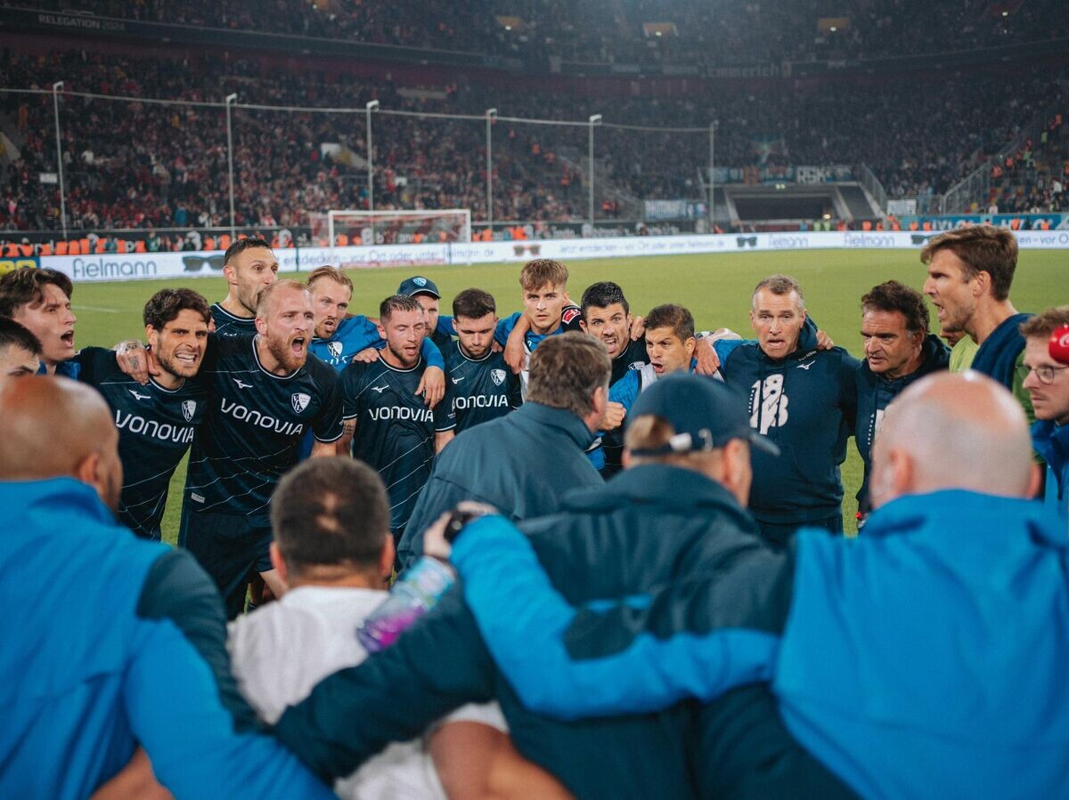    Футболисты клуба "Бохум"© Фото : Соцсети ФК "Бохум"