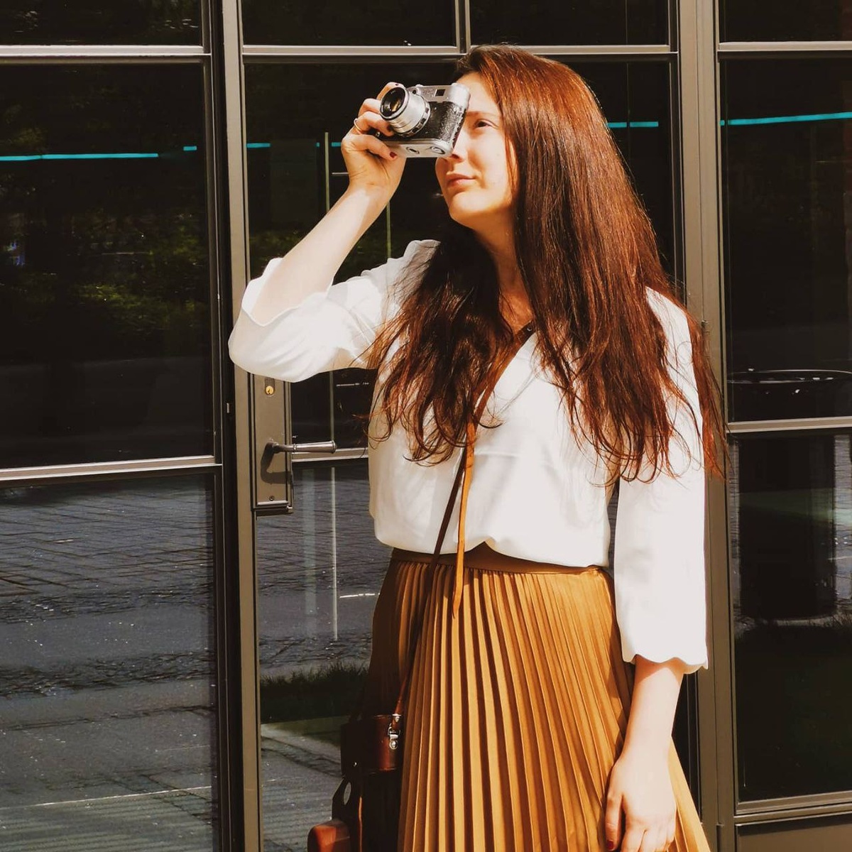 Нравится все фотографировать, но все-таки делом жизни стала флористика. 