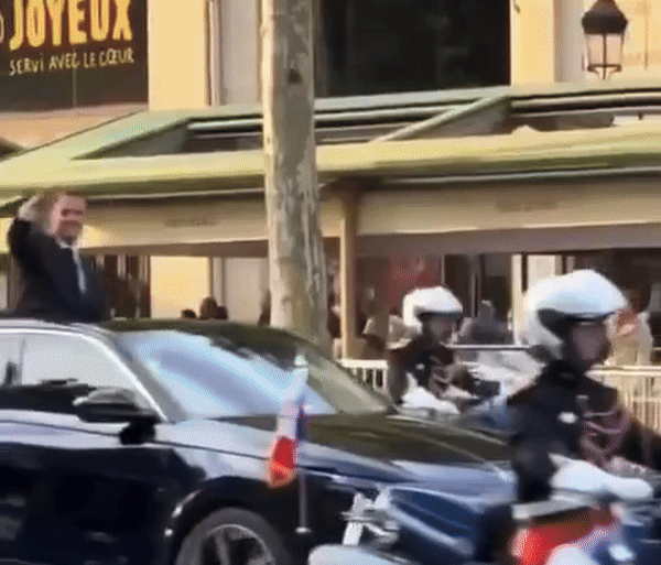    Макрон и его воображаемые почитатели. Видео ТГ-канал "Разговор обывателей на кухне"