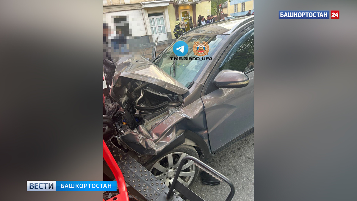    В Уфе пьяный водитель врезался в пожарную машину: пострадали двое детей