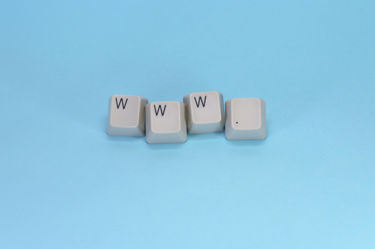    Домен и доменное имя Тимофей Кузнецов