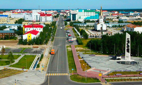 В 1986 году в России населенному пункту Губкинский был присвоен статус города. Находится Губкинский в Ямало-Ненецком автономном округе, зарегистрировано здесь 29 161 человек. Основное направление для развития города — добыча и переработка нефти, полезных ископаемых. Инфраструктура неплохая — в городе функционируют культурные и спортивные объекты, есть учебные заведения, работает стрелковый клуб, один из наиболее известных в РФ. Кроме того, в Губкинском часто проводят крупные спортивные соревнования.Новые города России