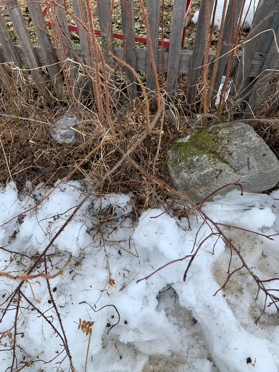 Руки чешутся убрать)