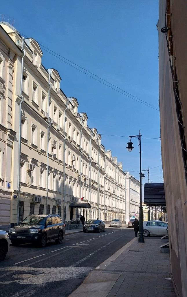 Малый Кисельный переулок, дом 5.  Март 2023  г. Из личного архива автора