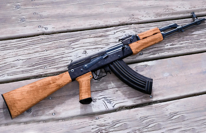 Автомат Калашникова./ Фото: kasheloff.ru