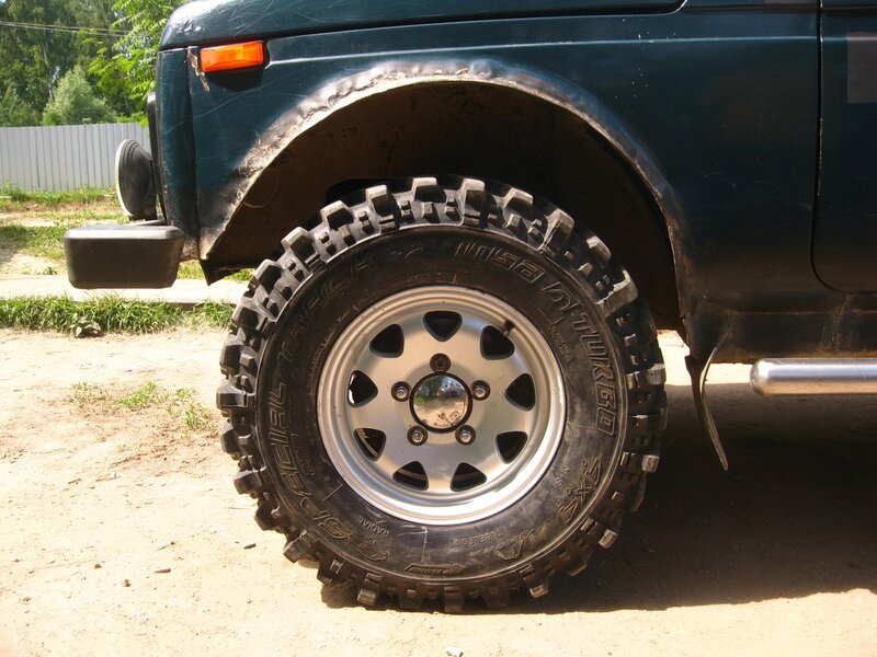 Фото заимствовано - https://kasheloff.ru/photos/kakie-kolesa-podxodyat-na-nivu/61