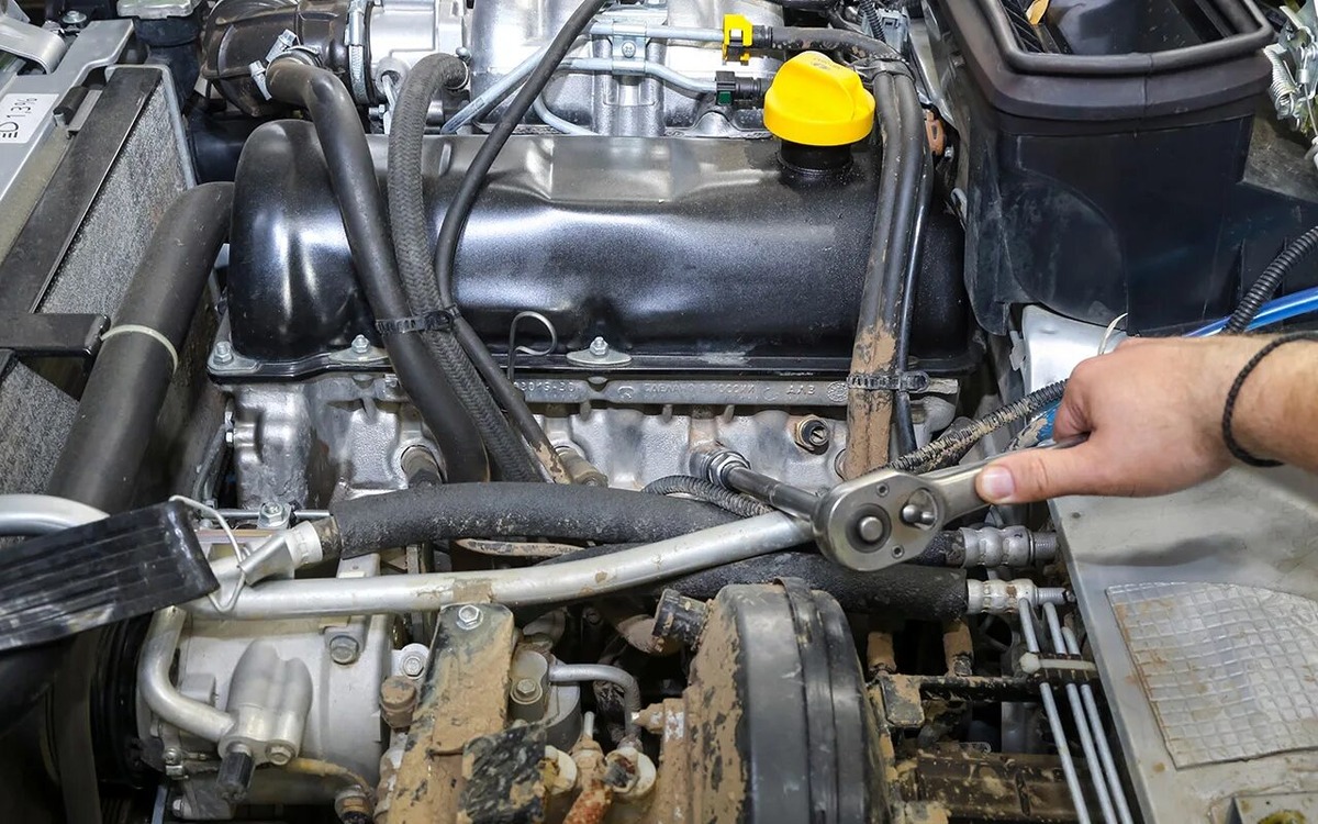 Фото заимствовано - https://www.zr.ru/content/articles/937713-lada-niva-7-operacij-po-to-fotogid/&clid=2358562/