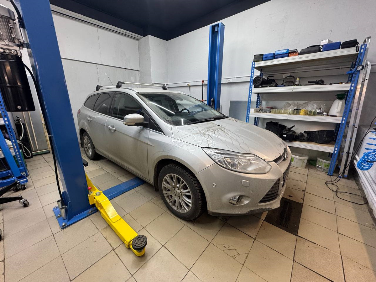 Ford Focus 3-го поколения с 2.0