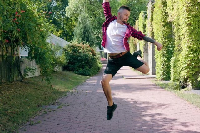    Кому нельзя делать дофаминовые прыжки?