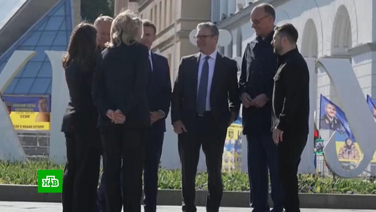    Макрон: новые санкции против России могут ввести в течение нескольких дней