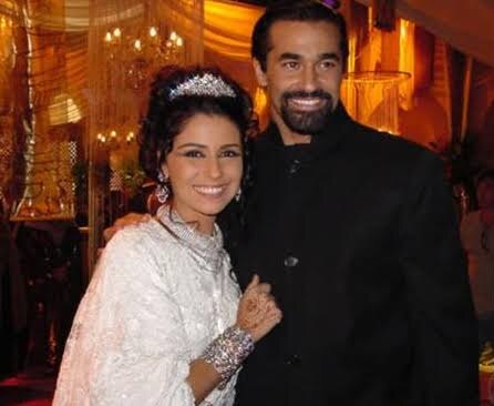 Жади из сериала Клон с египтянином Зейном 