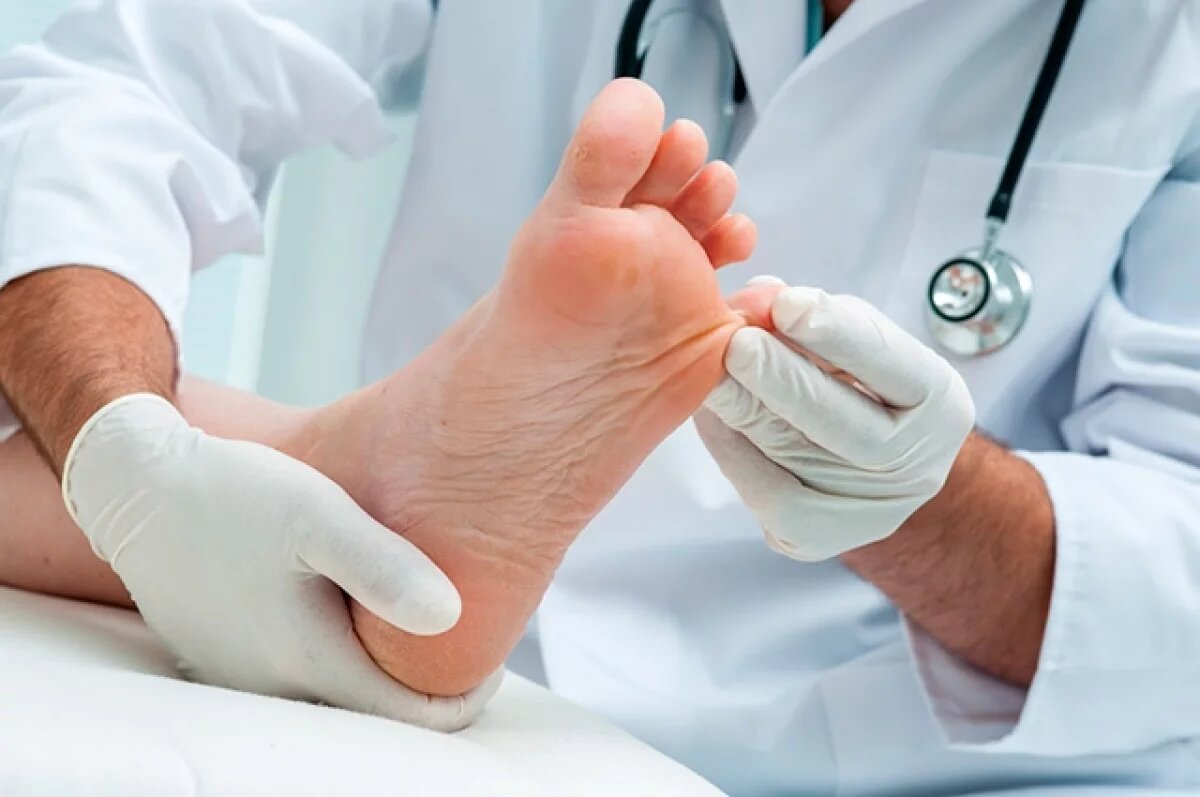    Далеко от сердца.