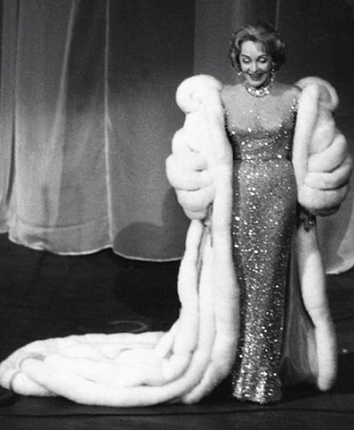 Марлен Дитрих на концерте в Москве