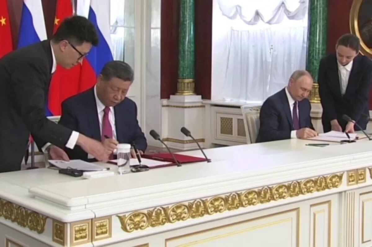    Путин назвал конструктивными переговоры с Си Цзиньпином