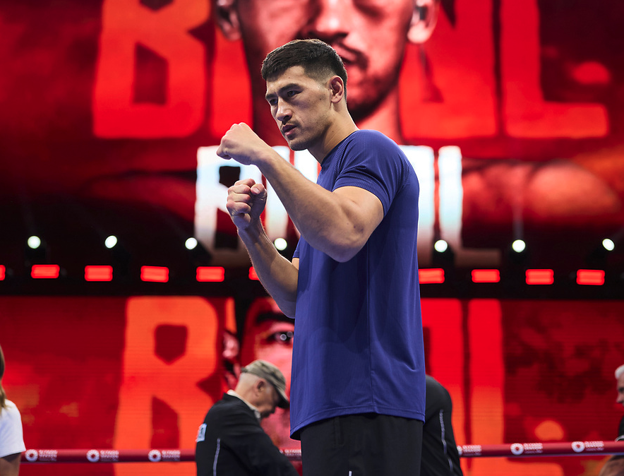 Дмитрий Бивол