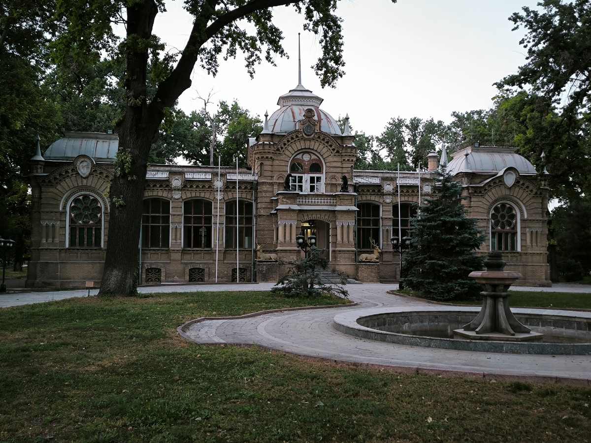 Дворец Великого князя Н.К. Романова