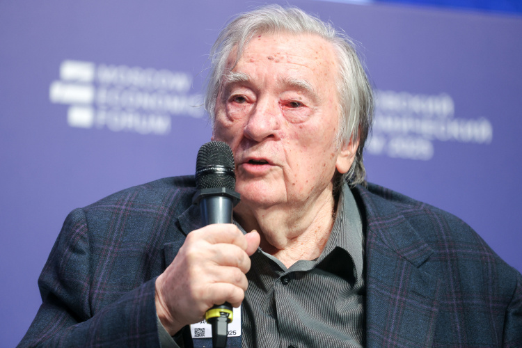    Александр Проханов: «Схватка СССР с Гитлером была за Царство Небесное».   
Фото: «БИЗНЕС Online»