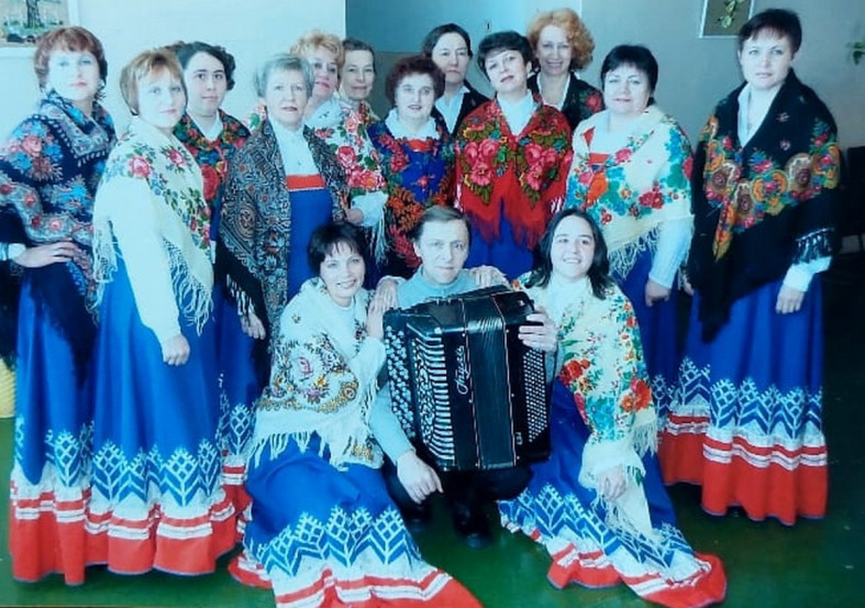  Первый состав хора