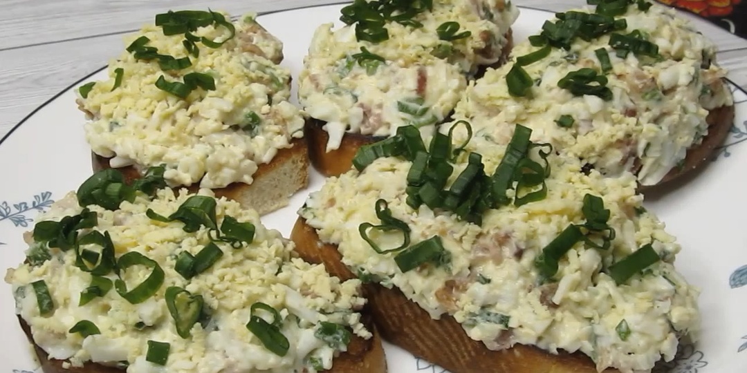 Не успеваю подавать. Вкуснейшая НАМАЗКА на хлеб и не одна! Так просто и так вкусно!