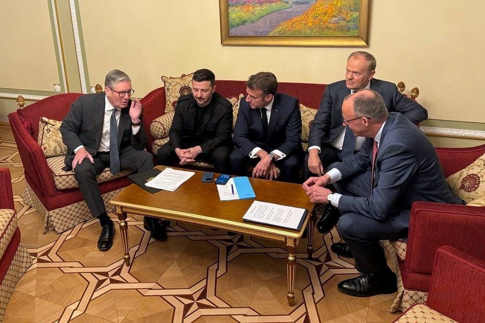 Макрон, Стармер, Мерц, Туск и Зеленский созвонились с Трампом. Фото: REUTERS