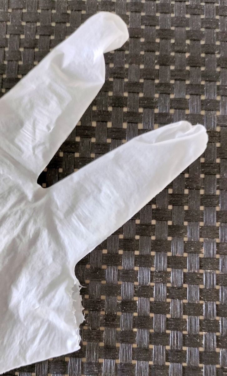 Сожрал весь палец