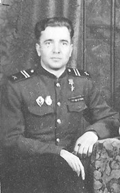 Гвардии ефрейтор Василий Протасюк. Герой Советского Союза, связист, форсировавший Одер под огнём