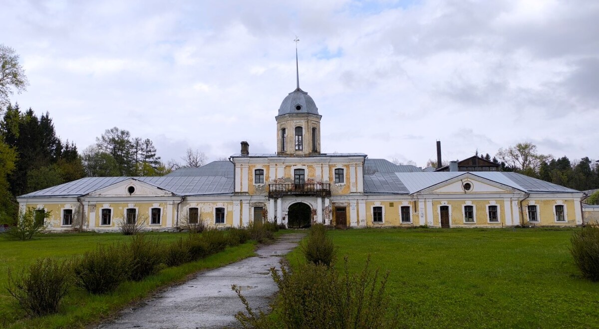 Дворянская Усадьба Воронцовых-Дашковых. Фото автора.