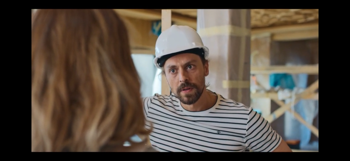 Стоп кадр из сериала «Спасибо, следующий»