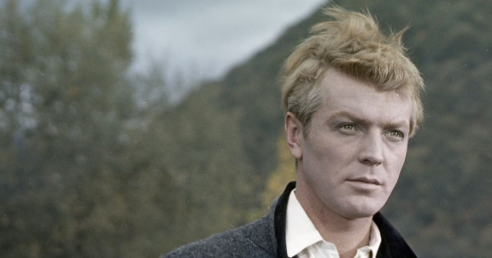 Олег Стриженов